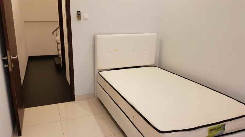 rumah jl asem cipete