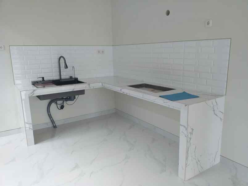 rumah jl bojong pandan