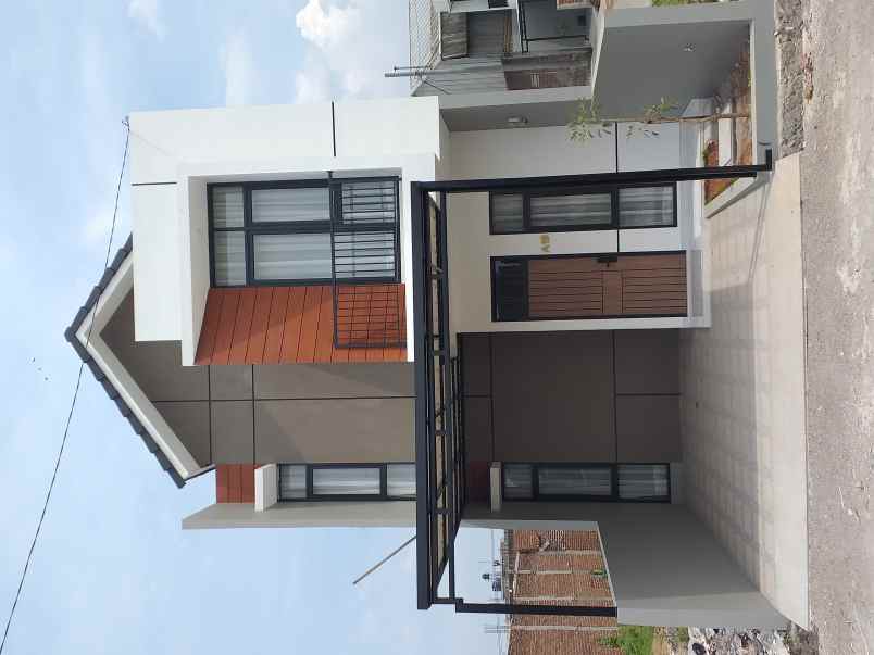 rumah jl bojong pandan