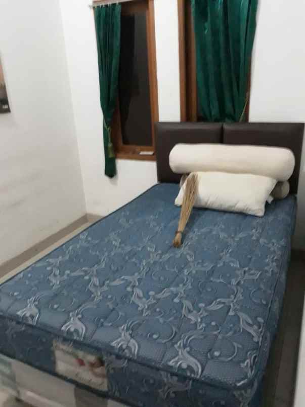 rumah jl cipinang bundar