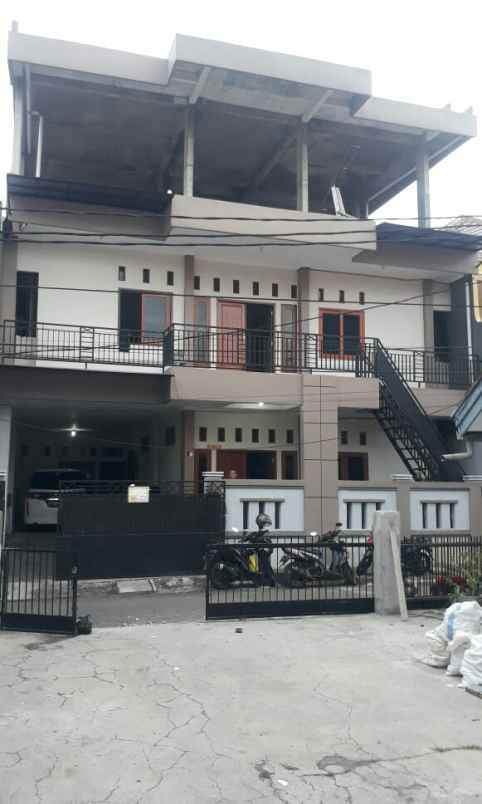 rumah jl cipinang bundar