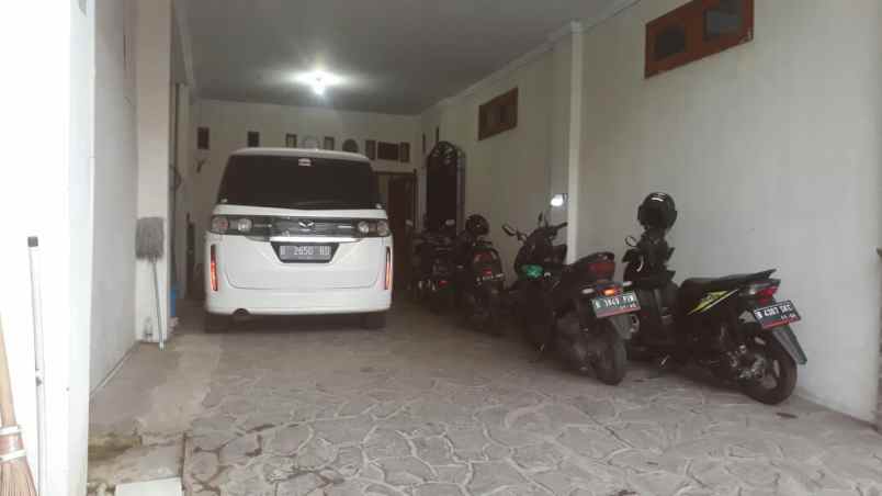 rumah jl cipinang bundar