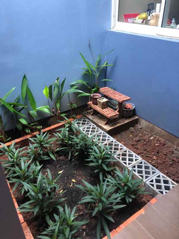 rumah jl dillenia 1 joglo