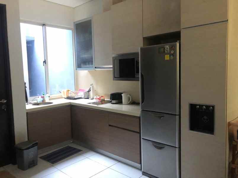 rumah jl dillenia 1 joglo