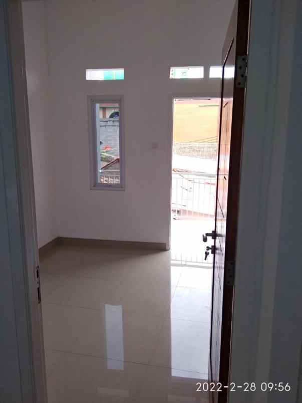 rumah jl i gusti ngurah rai