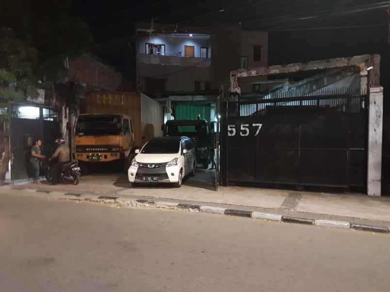 rumah jl letjend suprapto