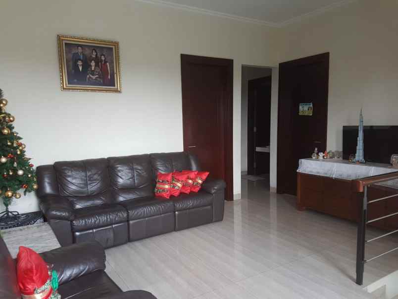 rumah jl letjend suprapto