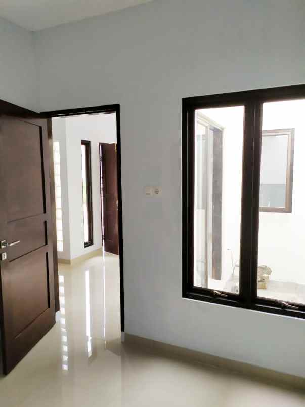 rumah jl mandor basar