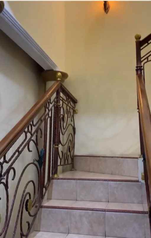 rumah jl perumahan bandara mas