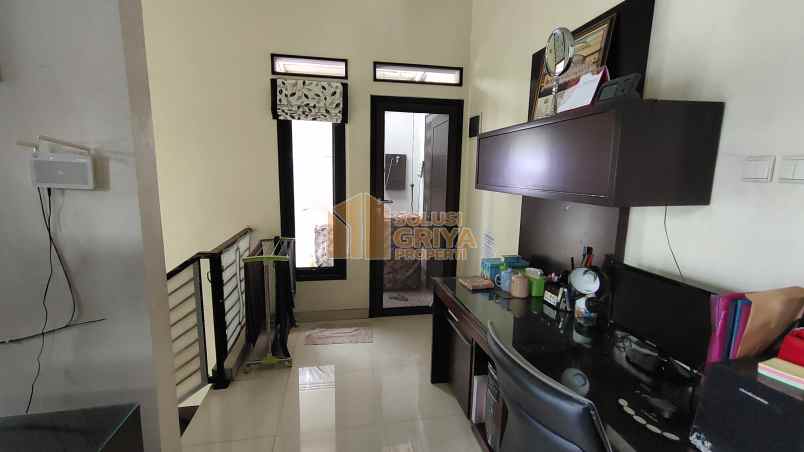 rumah jl raya ciomas no 352