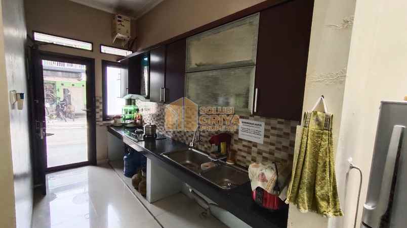 rumah jl raya ciomas no 352