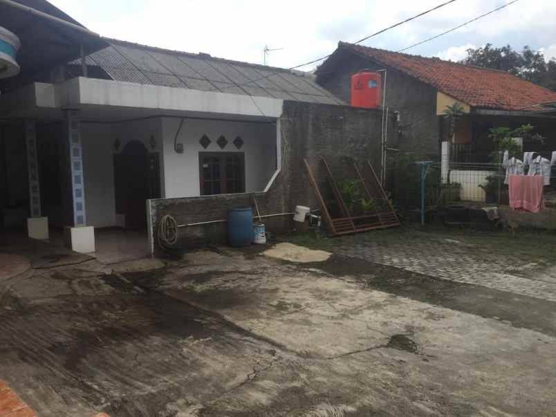 rumah kampung legon jatimulya