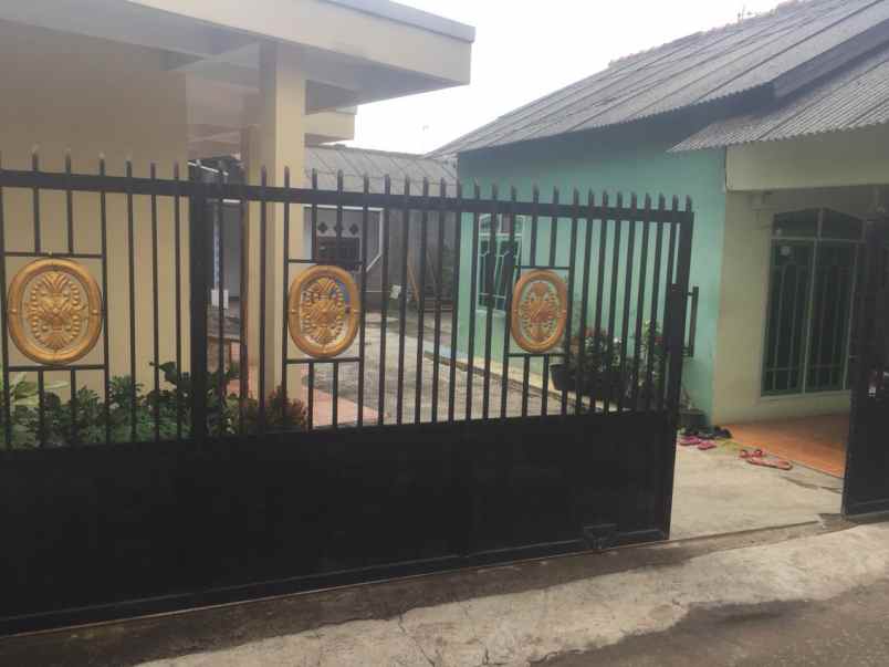 rumah kampung legon jatimulya