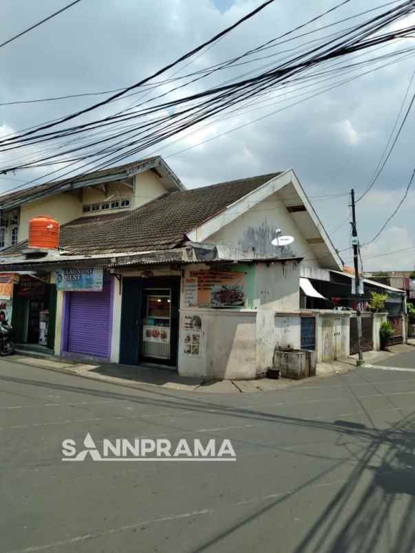 rumah kebayoran lama selatan