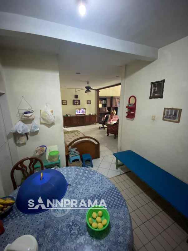 rumah kebayoran lama selatan