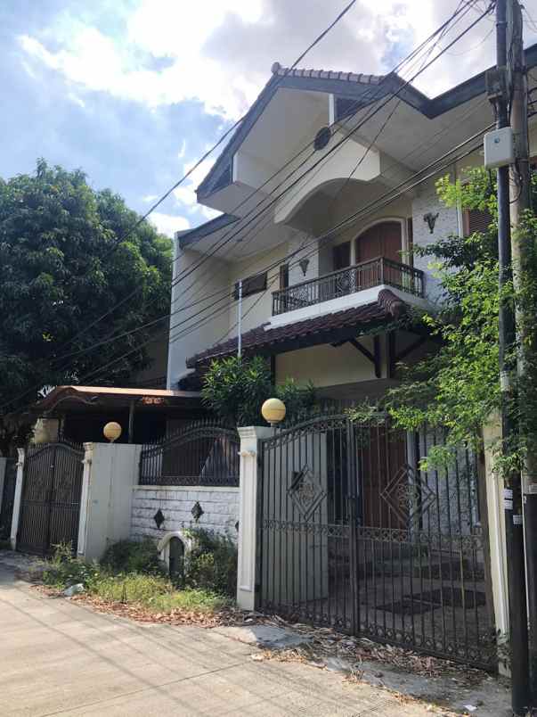 rumah kelapa puyuh kelapa gading