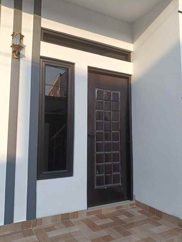 rumah komplek kemang pratama