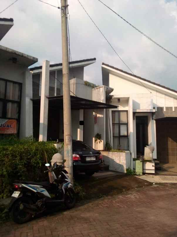 rumah komplek ssp sariwangi type downslop siap huni