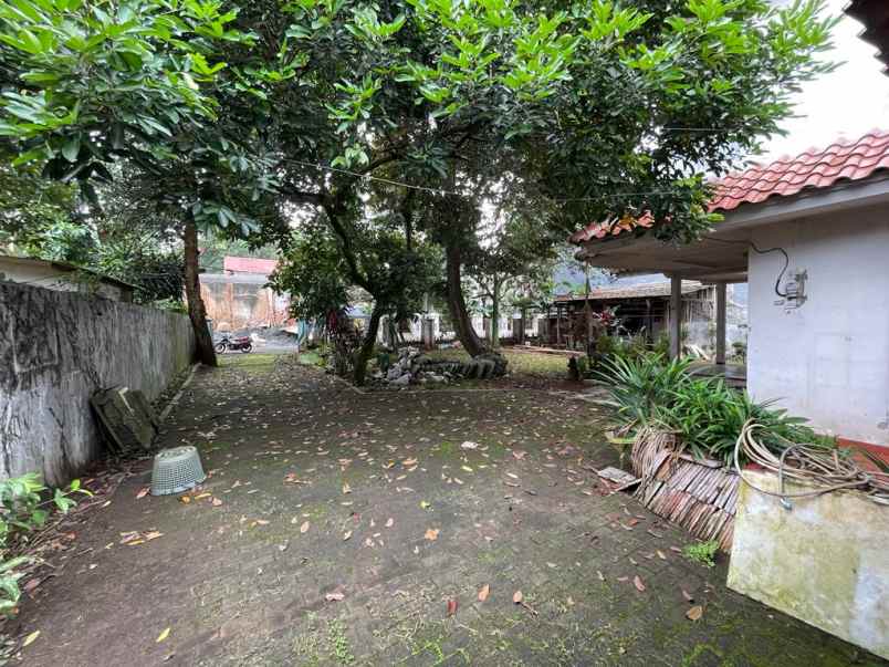 rumah lama komplek kavling polri tenang dan asri