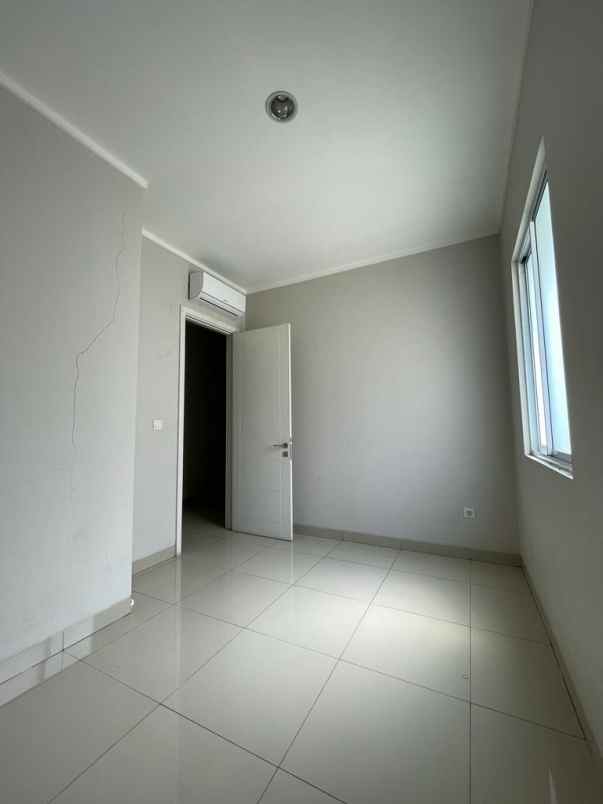 rumah lebar 8 murah dekat mall di summarecon bekasi