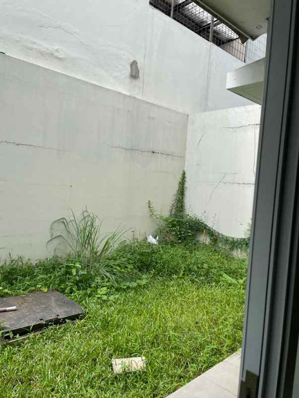 rumah lebar 8 murah dekat mall di summarecon bekasi