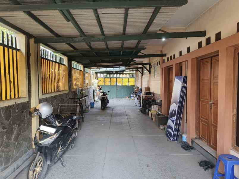 rumah luas dan kosan 20 kamar di kota bandung