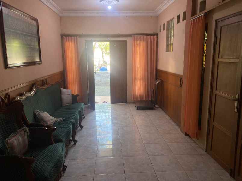 rumah luas kosan 20 kamar di pusat kota bandung