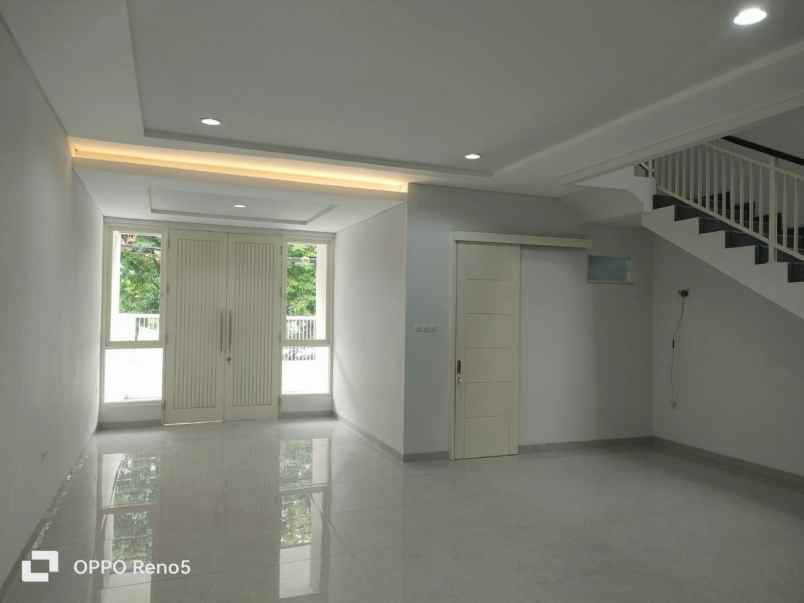 rumah manyar tirtoyoso new minimalis