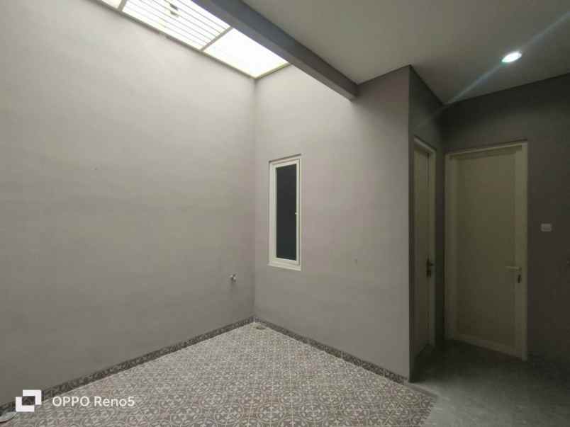 rumah manyar tirtoyoso new minimalis