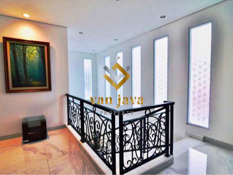 rumah menteng