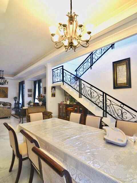 rumah menteng