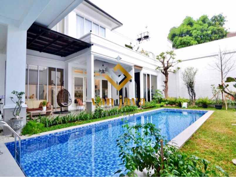 rumah menteng