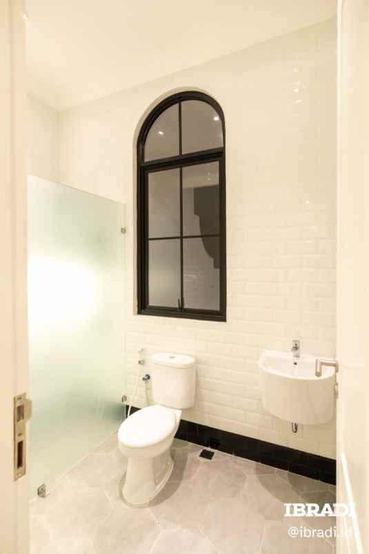 rumah mewah american classic di ciganjur jak sel