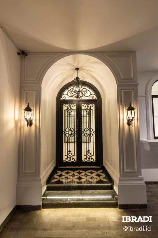 rumah mewah american classic di ciganjur jak sel