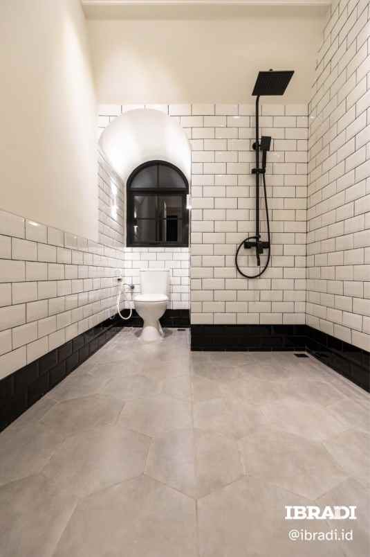 rumah mewah american classic di ciganjur jak sel