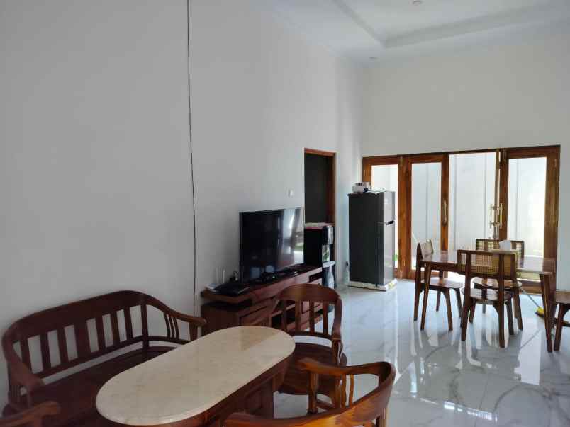 rumah mewah di borobudur lokasi strategis harga nego