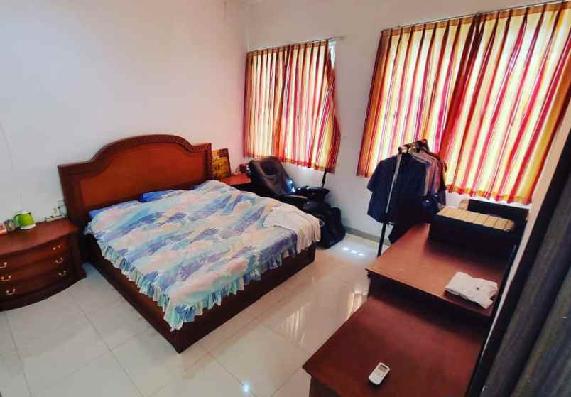 rumah mewah di bukit sari semarang