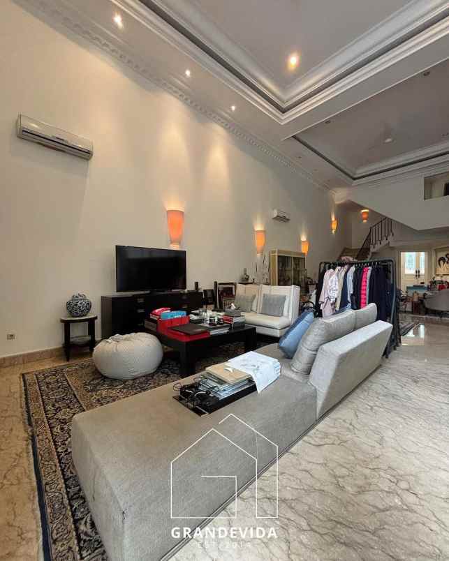 rumah mewah full furnish di cilandak jakarta selatan