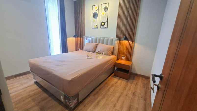 rumah mewah kontemporer maguwoharjo full furnished
