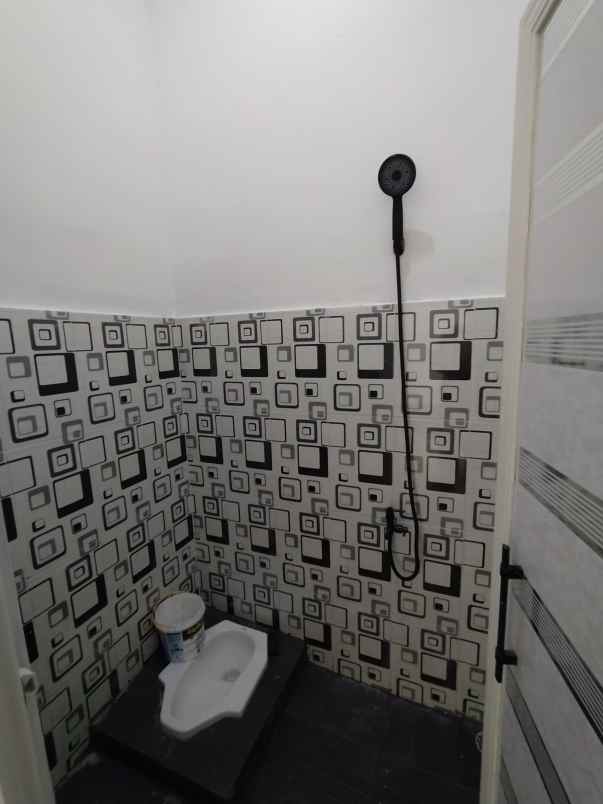 rumah minimalis dekat stasiun krl citayam