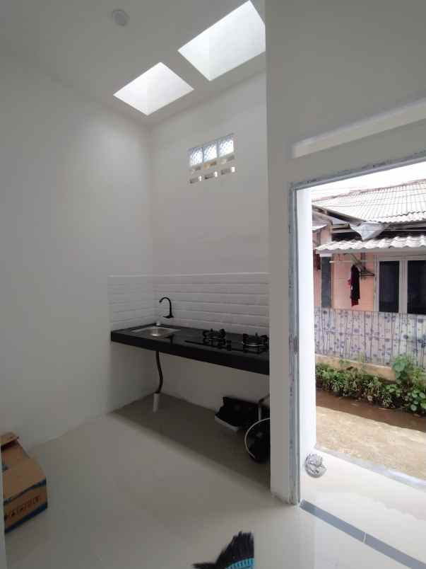 rumah minimalis dekat stasiun krl citayam