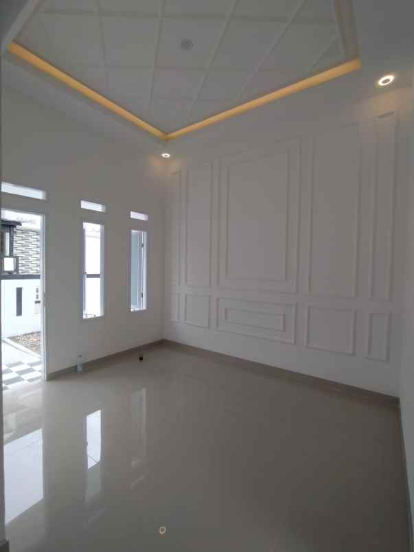 rumah minimalis dekat stasiun krl citayam