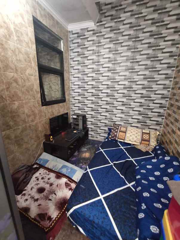 rumah minimalis di haji mukti ciwastra buahbatu