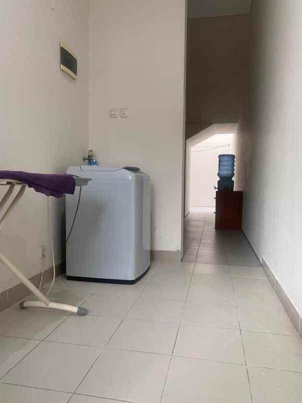 rumah minimalis royal residence cluster monticello