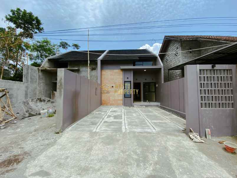 rumah modern siap huni di wedomartani ngemplak sleman