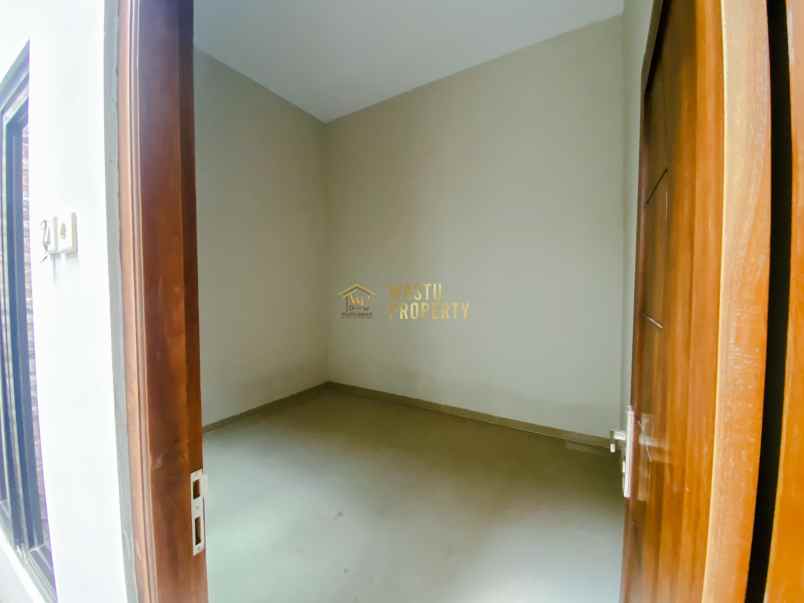 rumah murah akses 8 menit ke amikom