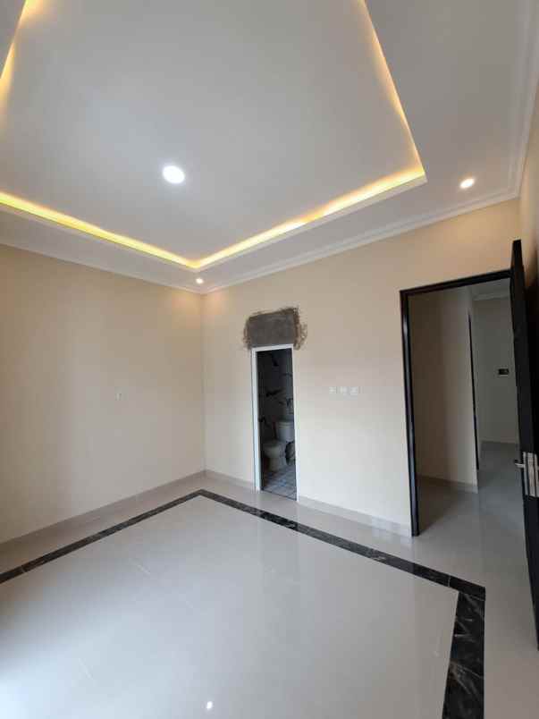 rumah murah bonus kitchen set di depok
