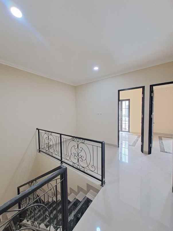 rumah murah bonus kitchen set di depok