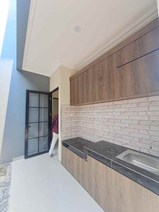 rumah murah bonus kitchen set di depok