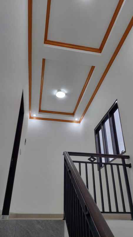 rumah murah di jatiasih bekasi 2 lantai